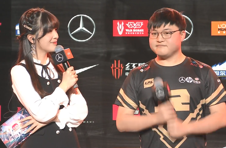 乐鱼体育-Karsa回归赛场，势不可挡首场状态亮眼，TES观众沸腾！的简单介绍