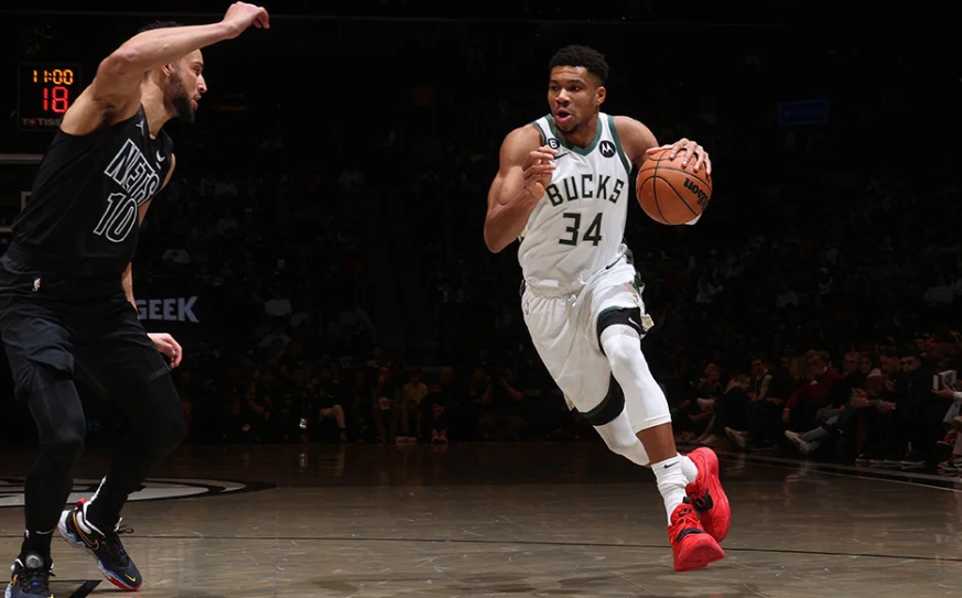 乐鱼电竞-包含字母哥关键节点大胜，日本队带队取胜！的词条