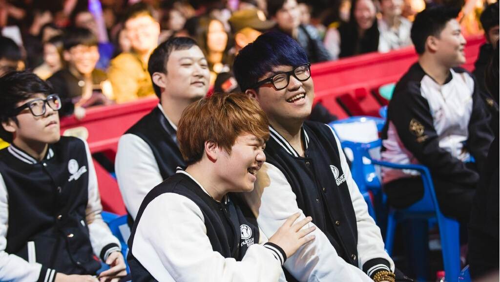 乐鱼体育-包含Rookie迎来十二赛季高光表现，加拿大队球迷沸腾！的词条